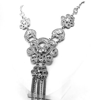 Collar con Dijes