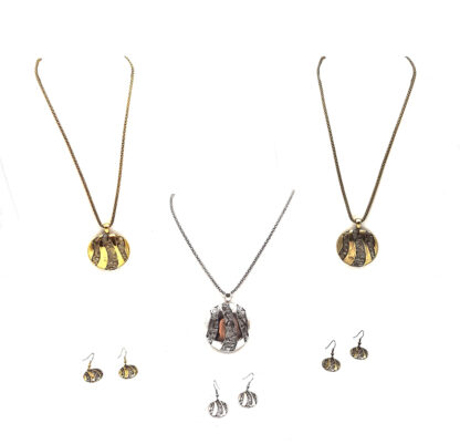Collar con Medallón y Aros - Imagen 2