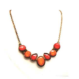 Collar con Piedras