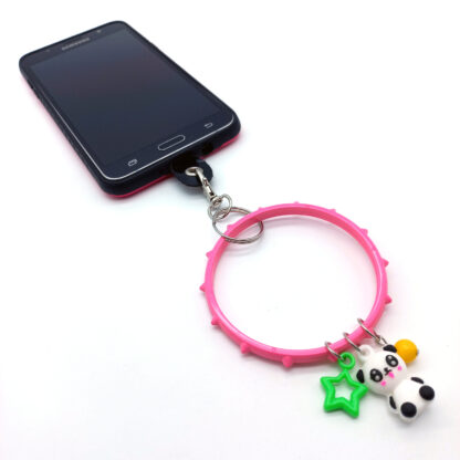 Strap Irrompible con Dijes - Incluye Adaptador Universal Transparente