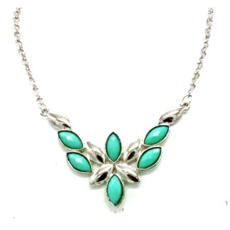 Collar con Piedras