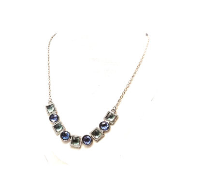 Collar con Piedras
