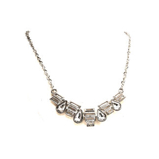 Collar con Piedras