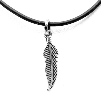 Collar Caucho con Dije - Imagen 2