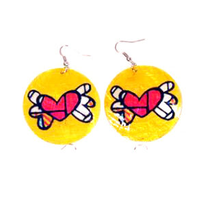 Aros Colgante Corazón con Alas Nácar