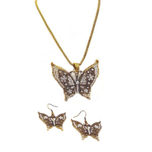 Collar con Medallón y Aros