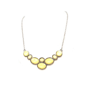 Collar con Piedras