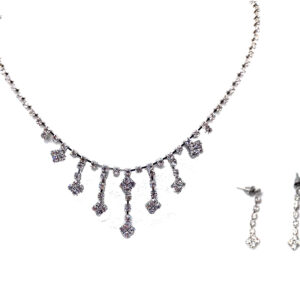 Set Collar y Aros con Strass